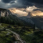 Le trieve : Vercors et Mont Aiguille au crépuscule